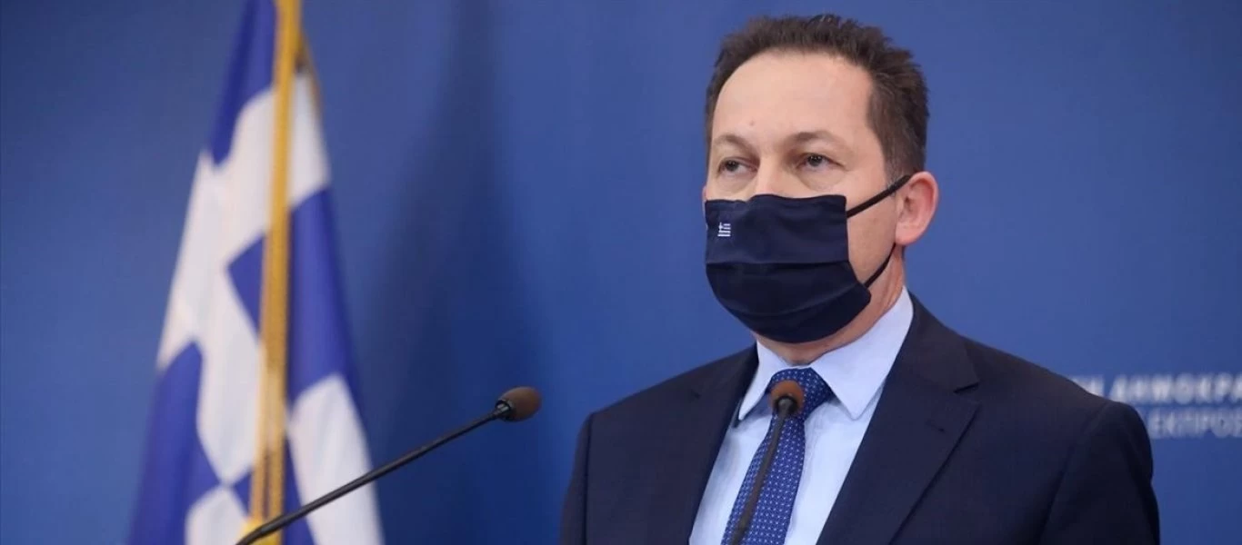 Live: Η ενημέρωση των πολιτικών συντακτών από τον Σ.Πέτσα - «Να μην γίνουν τα ρεβεγιόν γιορτή για τον κορωνοϊό» (βίντεο)